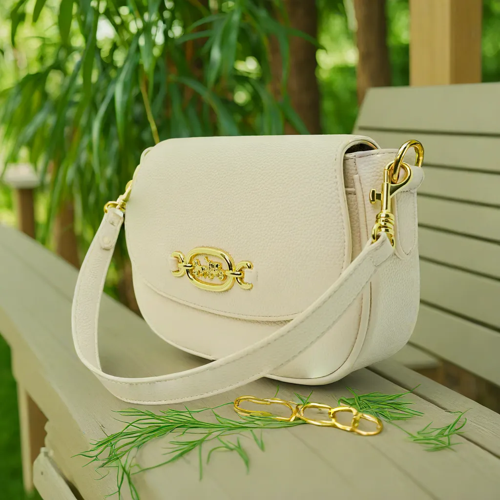 Coach Iconic (White)